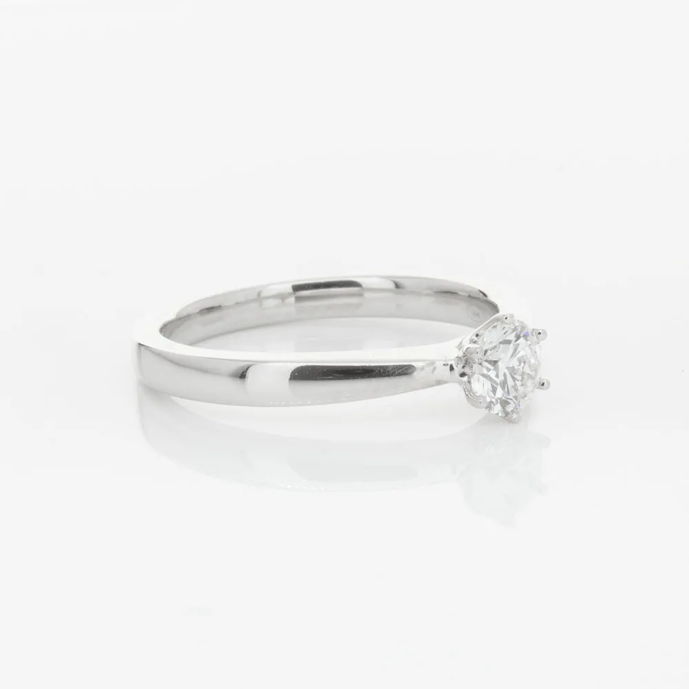 18ct White Gold .30ct Diamond Nova Ring