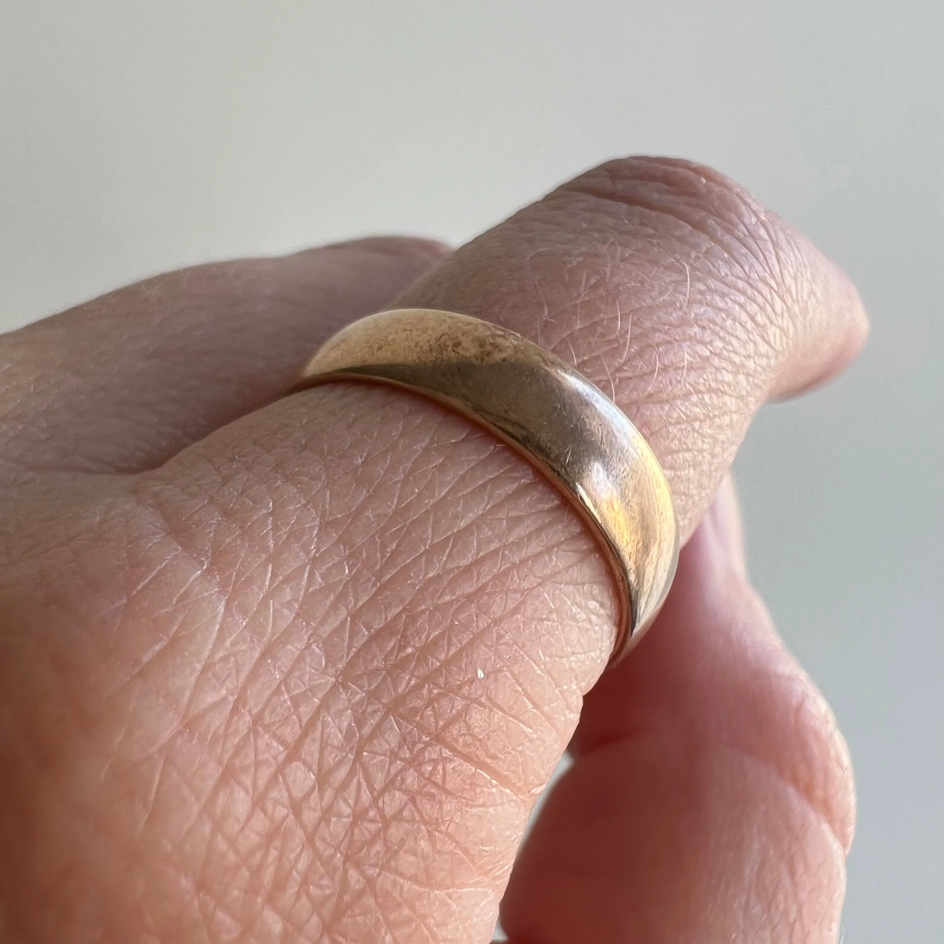 A N T I Q U E // solid gold stacker / 10k rosy gold victorian gold band with engraved initials / size 8 to 8.25