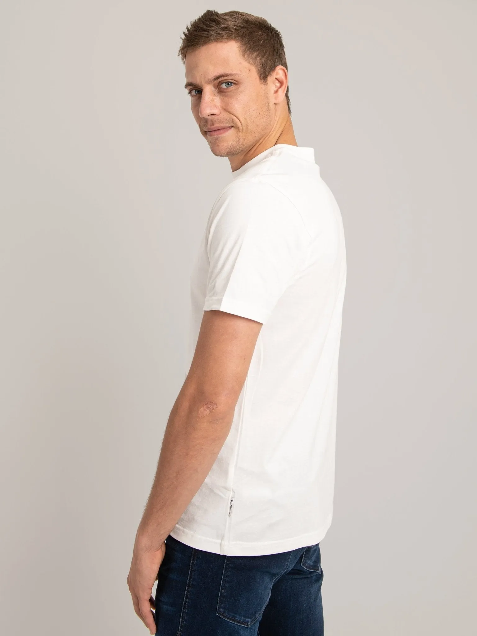 Ben Sherman W47812 Target T-Shirt Ivory/Blue