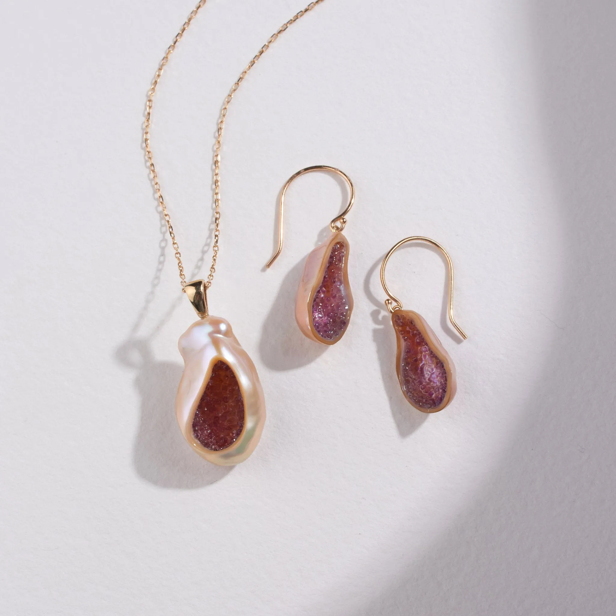 Freshwater Souffle Pearl Geode Earrings & Finestrino Pendant Set with Amethyst