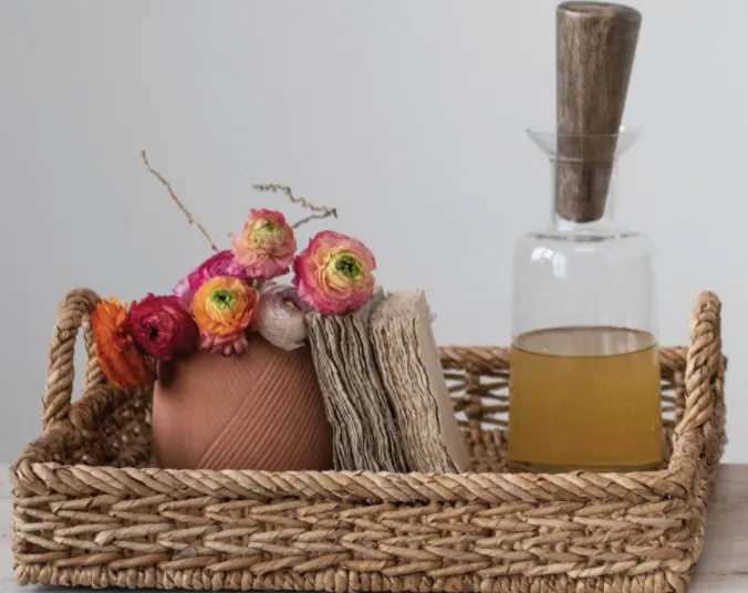 Glass Decanter with Mango Wood Stopper