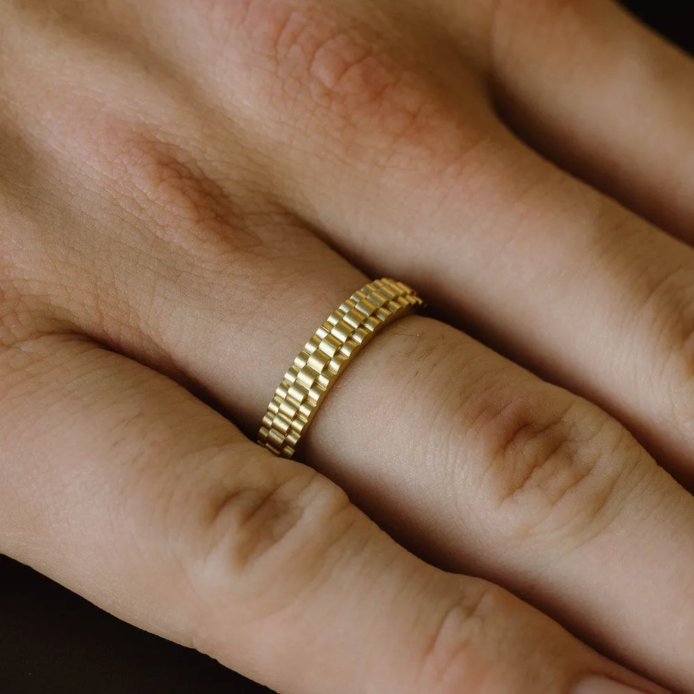 Nova Minimal Ring 18K Gold