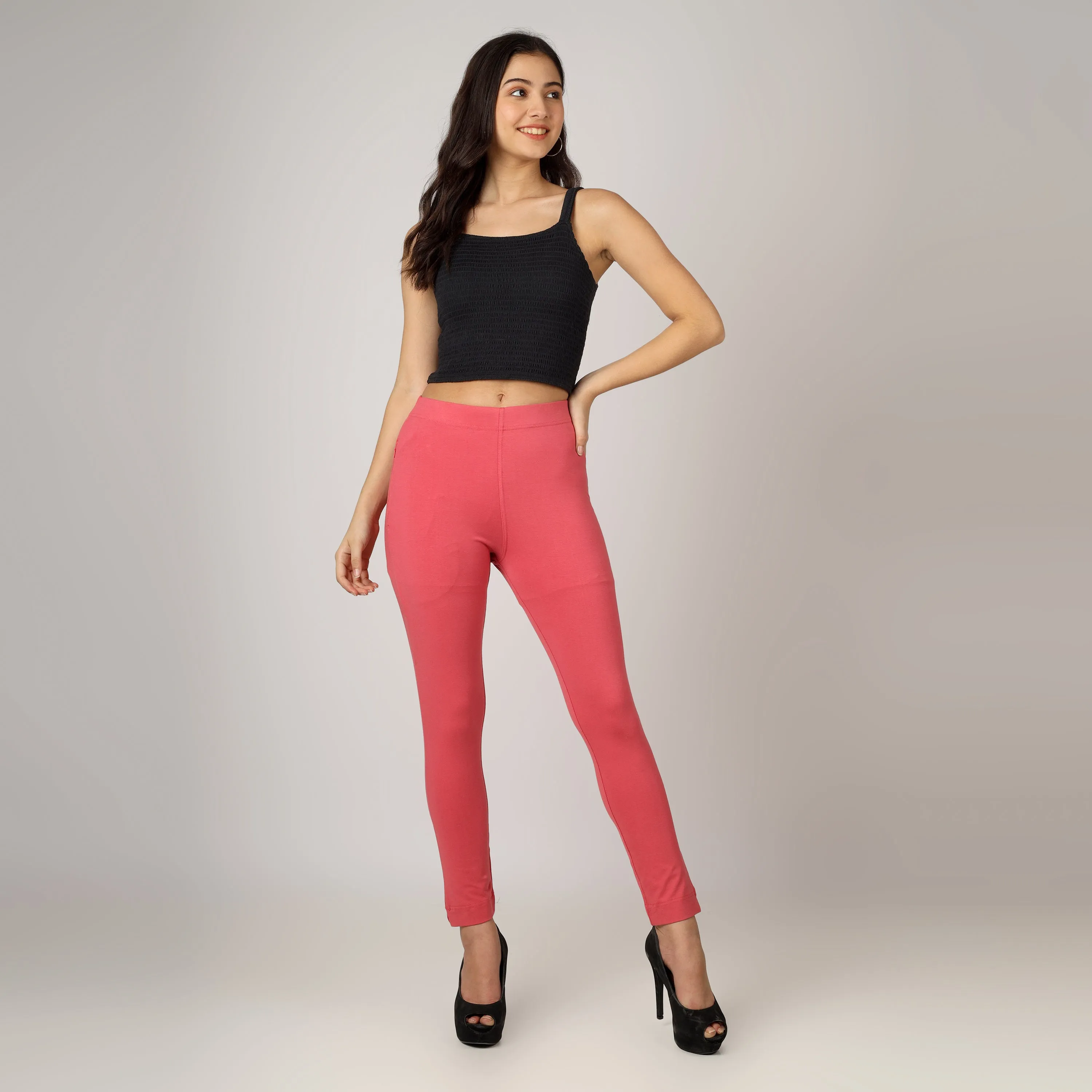 On & On Women Straight Pant