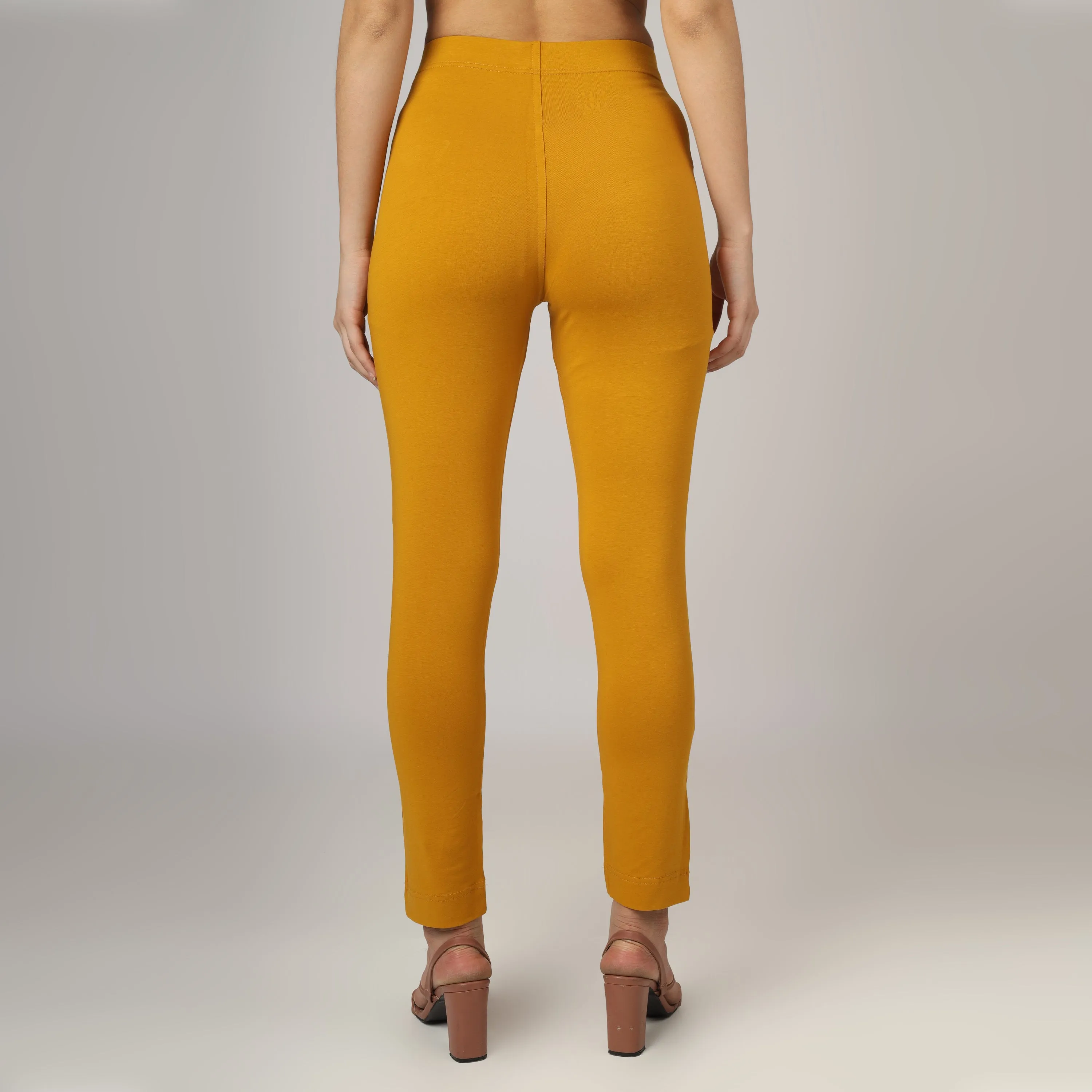 On & On Women Straight Pant