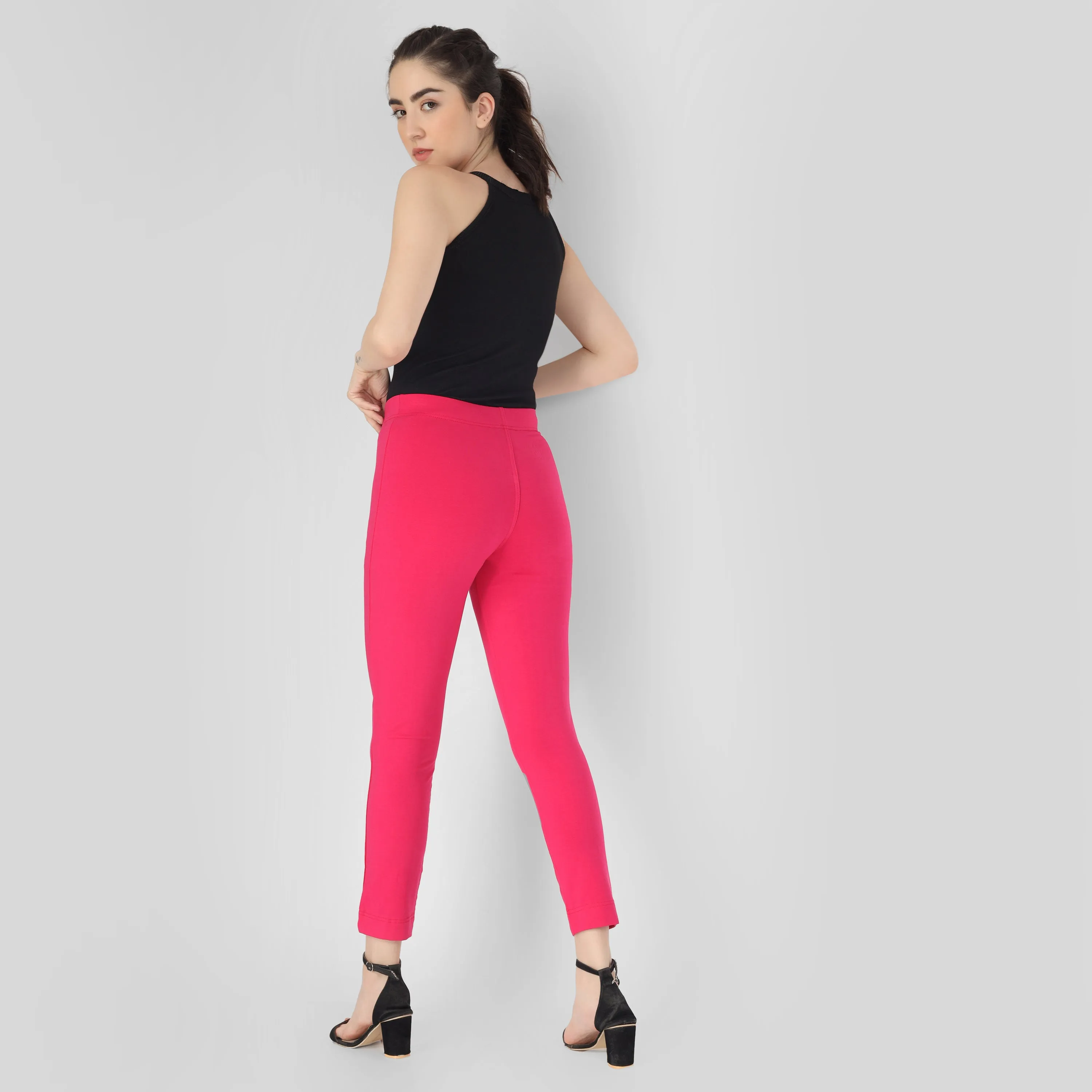 On & On Women Straight Pant