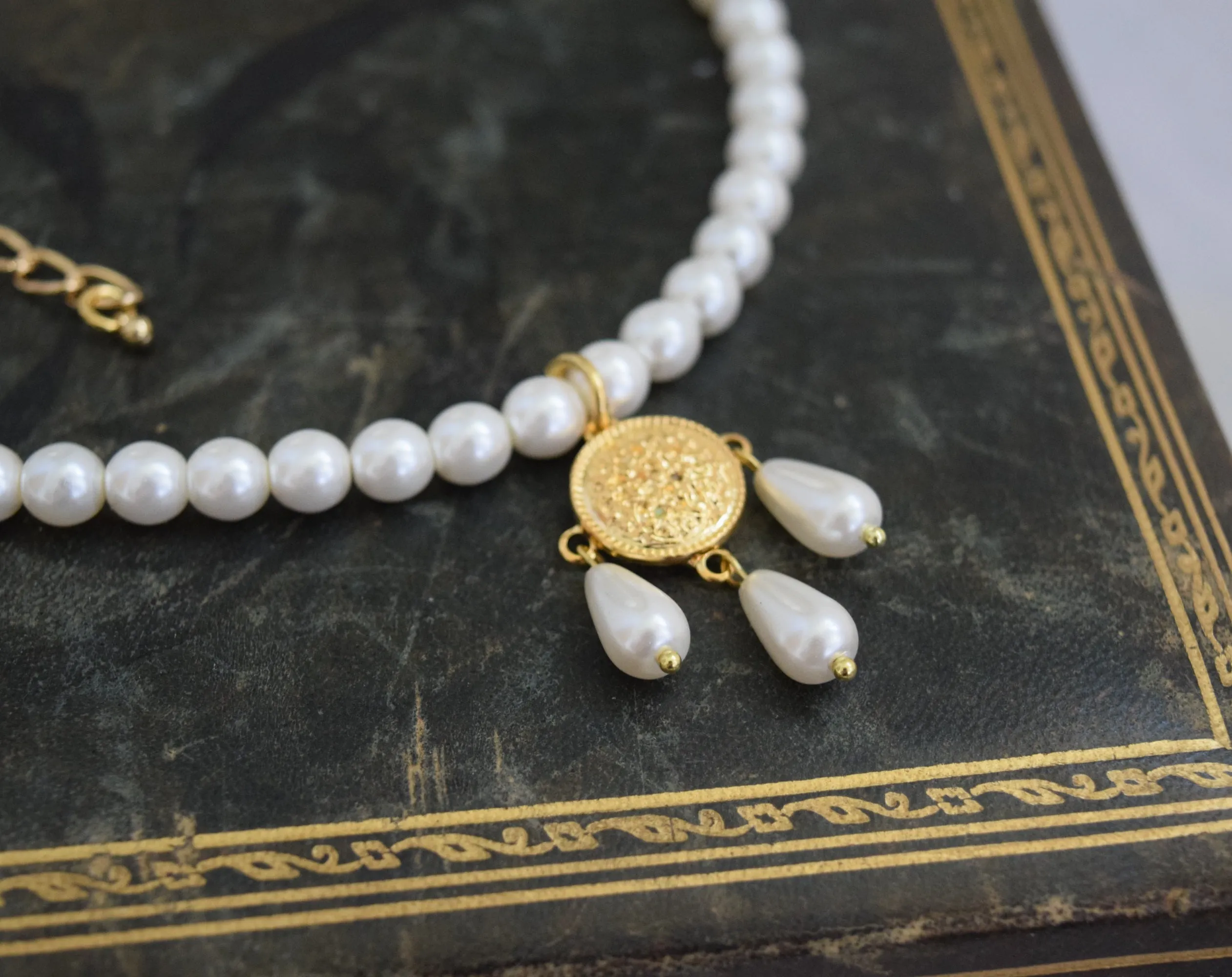 Renaissance Pearl and Coin Necklace